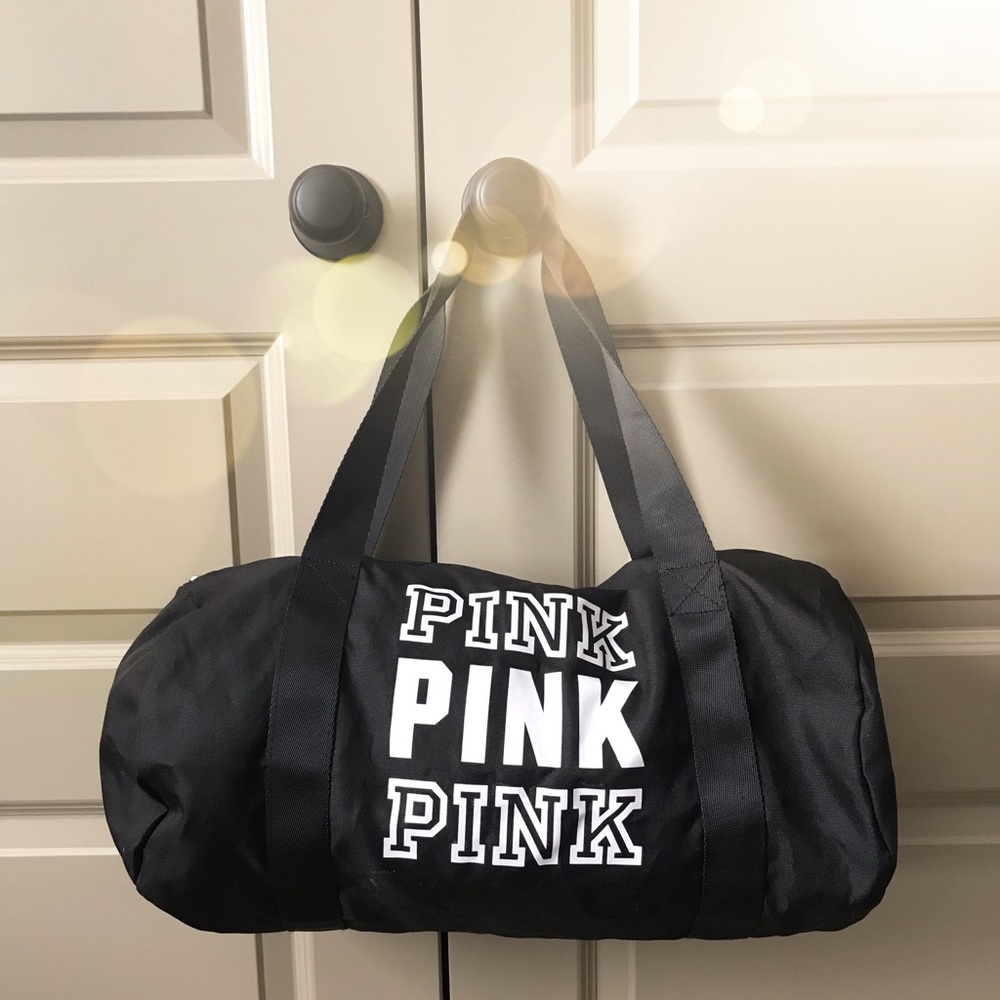 Pink by Victoria’s Secret Gym Bag! 🖤